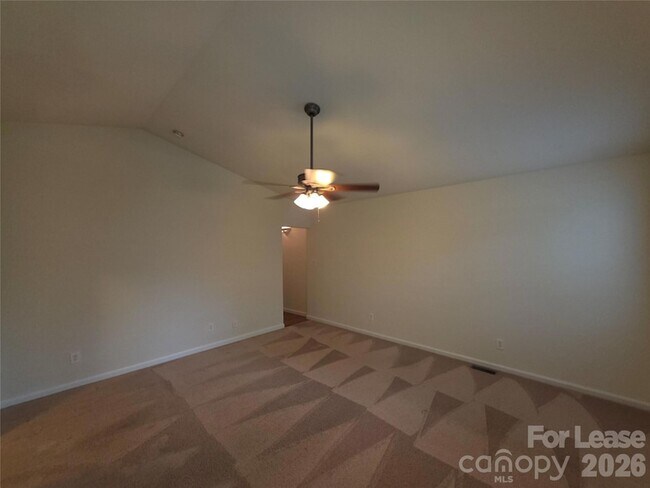 Building Photo - 356 Melbourne Ct