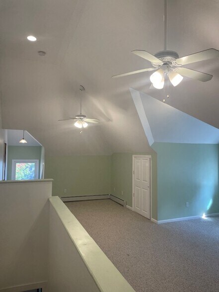 Level 2 - Living Room - 19 Central St