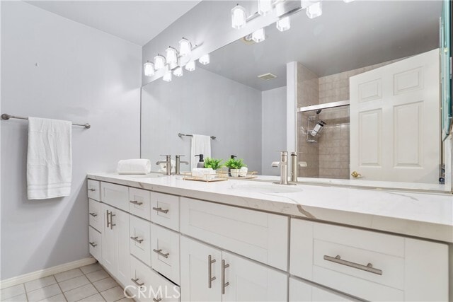 Building Photo - 23022 Peacock Ct