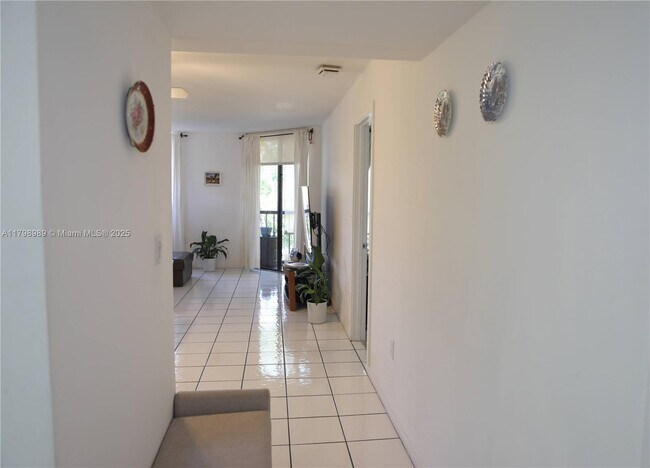 Building Photo - 55 Ocean Ln Dr