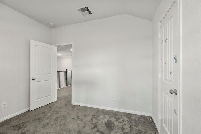 Building Photo - 9850 Guadalupe St