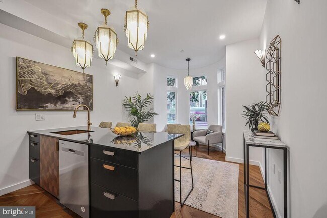 Building Photo - 621 Florida Ave NW