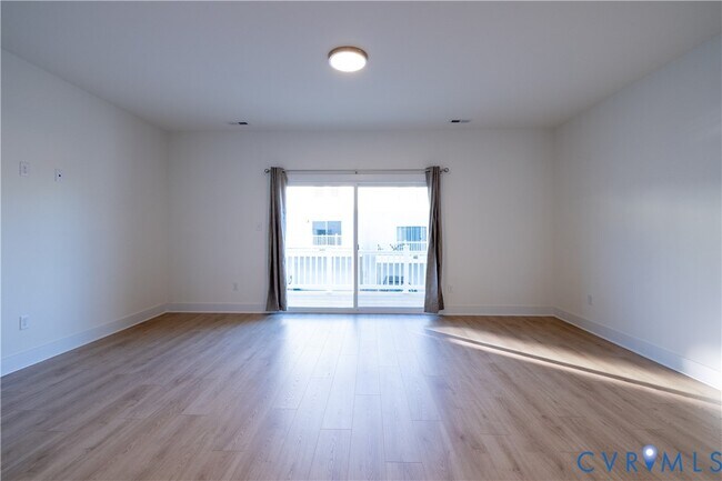 Building Photo - 15309 Sunray Aly