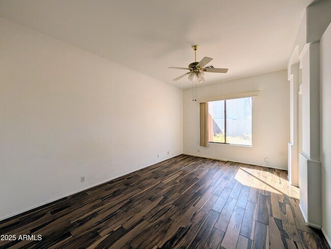 Building Photo - 5959 W Kimberly Way