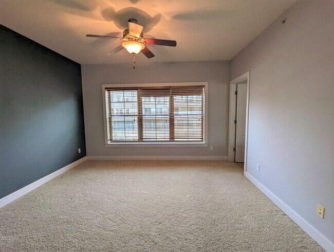 Building Photo - 22211 S Grand #209