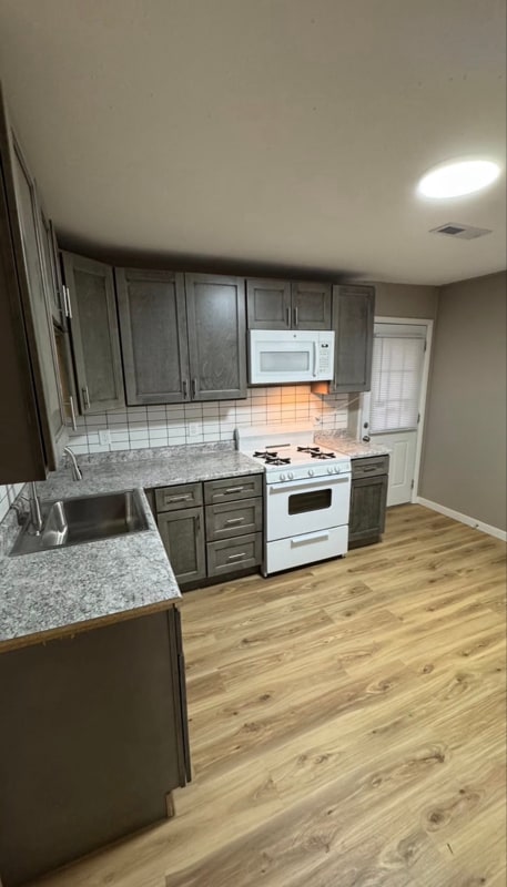 Building Photo - 1145 St Rose Ln