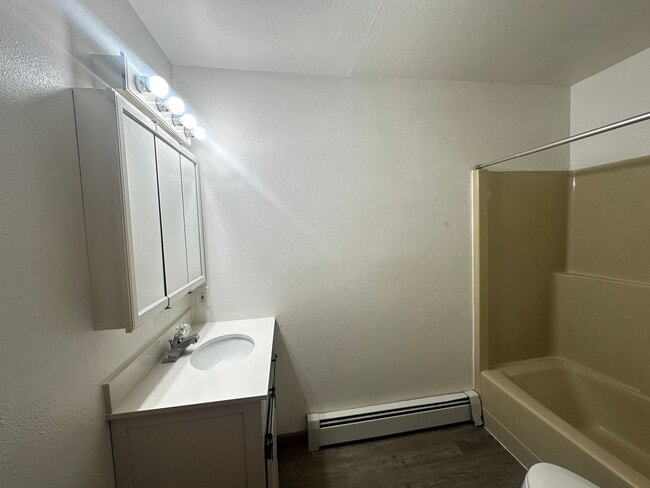 Building Photo - 285 Cindy Dr