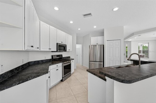 Building Photo - 209 Sela Cove Cir