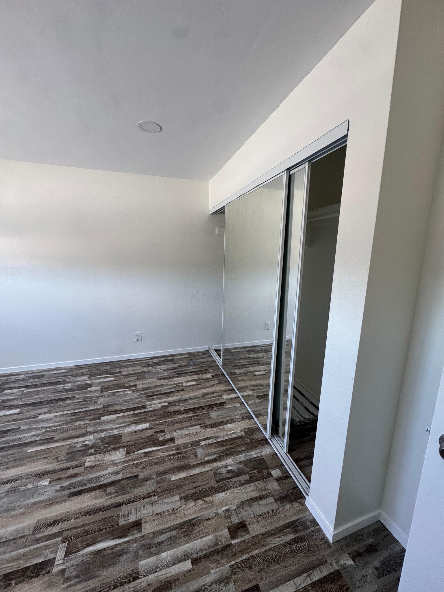 Building Photo - 9023 Campo Rd