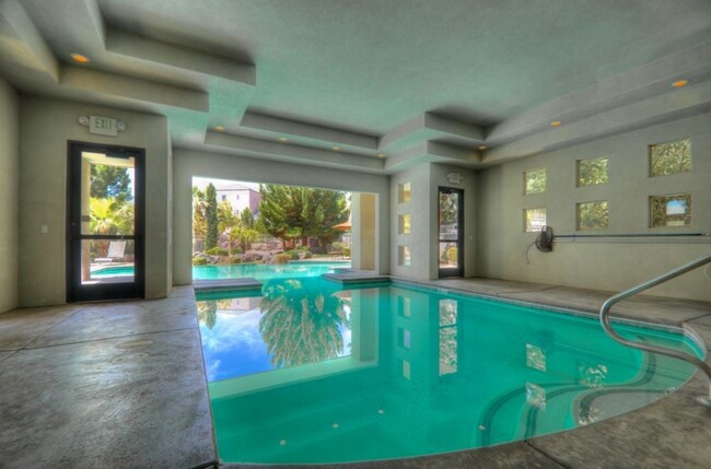 Building Photo - Desirable Black Rock Condo - Quite/Peaceful