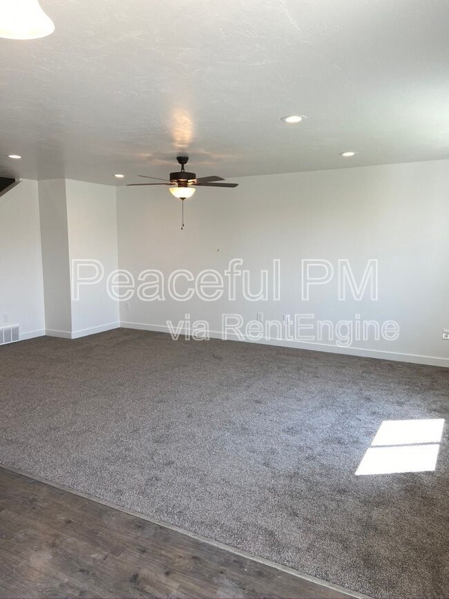 Building Photo - 1731 W 1210 S St