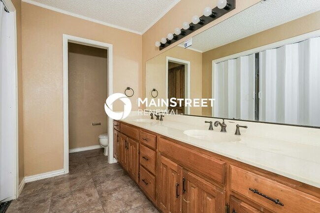 Building Photo - 3 Bedroom Pet-Friendly Home in DeSoto, TX ...