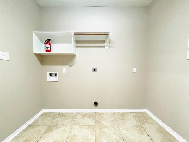 Building Photo - 13710 Clear Trail Ln