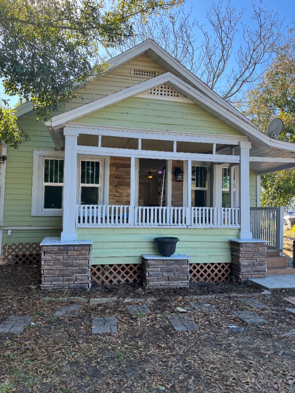 Building Photo - 3534 Haines Rd N