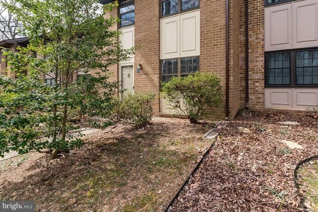 Building Photo - 2053 Headlands Cir