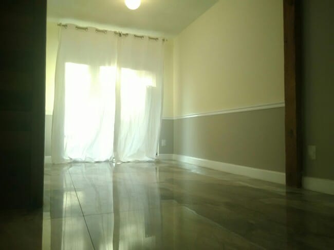 Building Photo - 2321 Ida Way