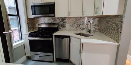 Building Photo - 1 bedroom in Bronx NY 10452