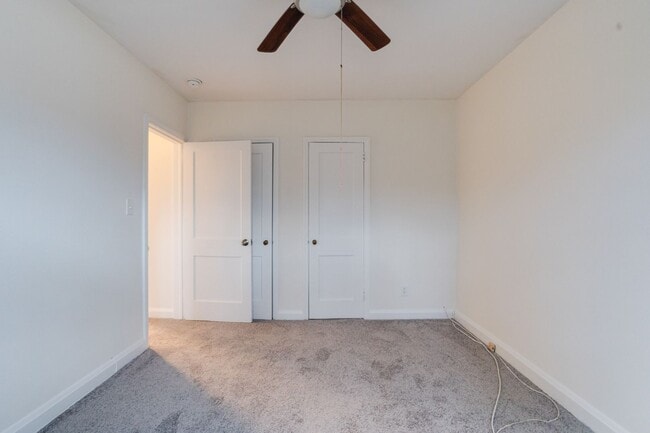 Building Photo - 1809 Glen Ridge Rd