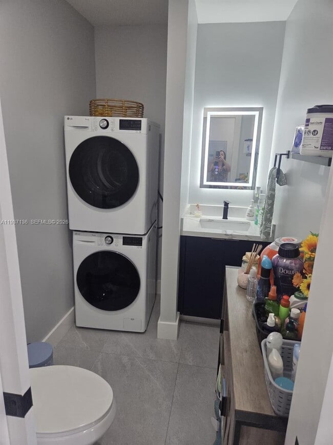 Building Photo - 2979 NW 88th St