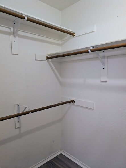 Large Primary Walk-in Closet - 525 Oxford Loop