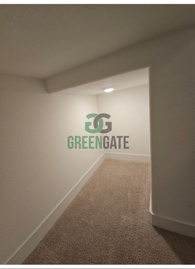 Building Photo - 3 Bedroom 2.5 Bath New Build in Lathrop! AVAILABLE NOW!!