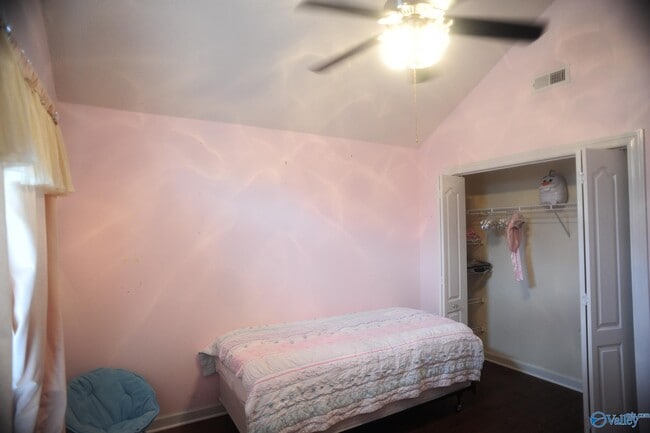 Building Photo - 139 Timberlake Dr