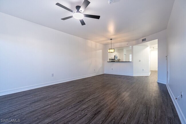 Building Photo - 7835 Regal Heron Cir