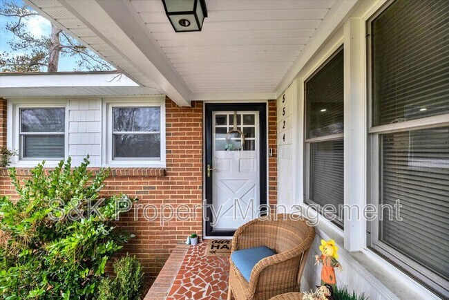 Building Photo - 5524 Briarwood Ln