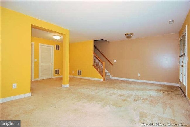 Building Photo - 6707 Royal Thomas Way