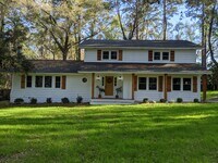 Building Photo - 2039 Wildridge Dr