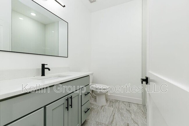 Building Photo - 3845 Osprey Pointe Cir