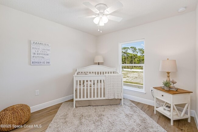 Building Photo - 177 Hidden Woods Pl