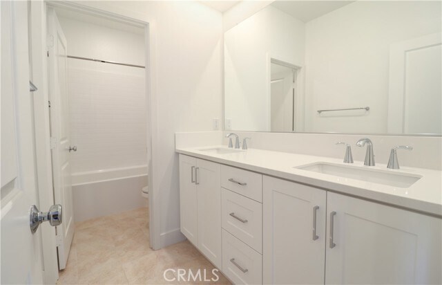 Building Photo - 273 Shoveler