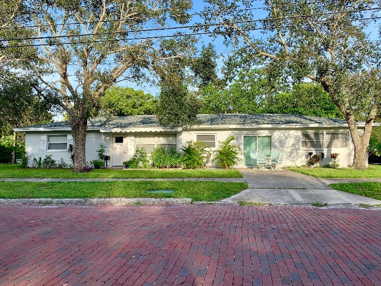 Primary Photo - 270 4th St NW