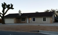 Building Photo - SUPER CUTE 3 BEDROOM HESPERIA HOME