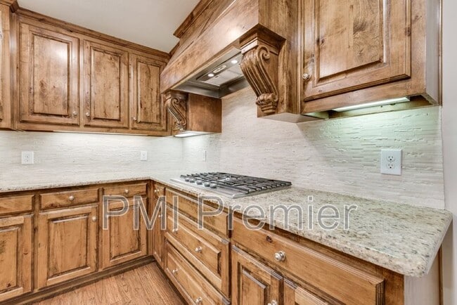 Building Photo - 14077 Brookridge Dr