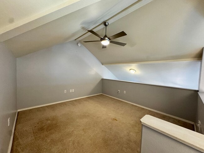 Building Photo - 2BR/2BA + Loft Condo at Villas at Kenolio – Vaulted Ceilings & Upgraded Interior