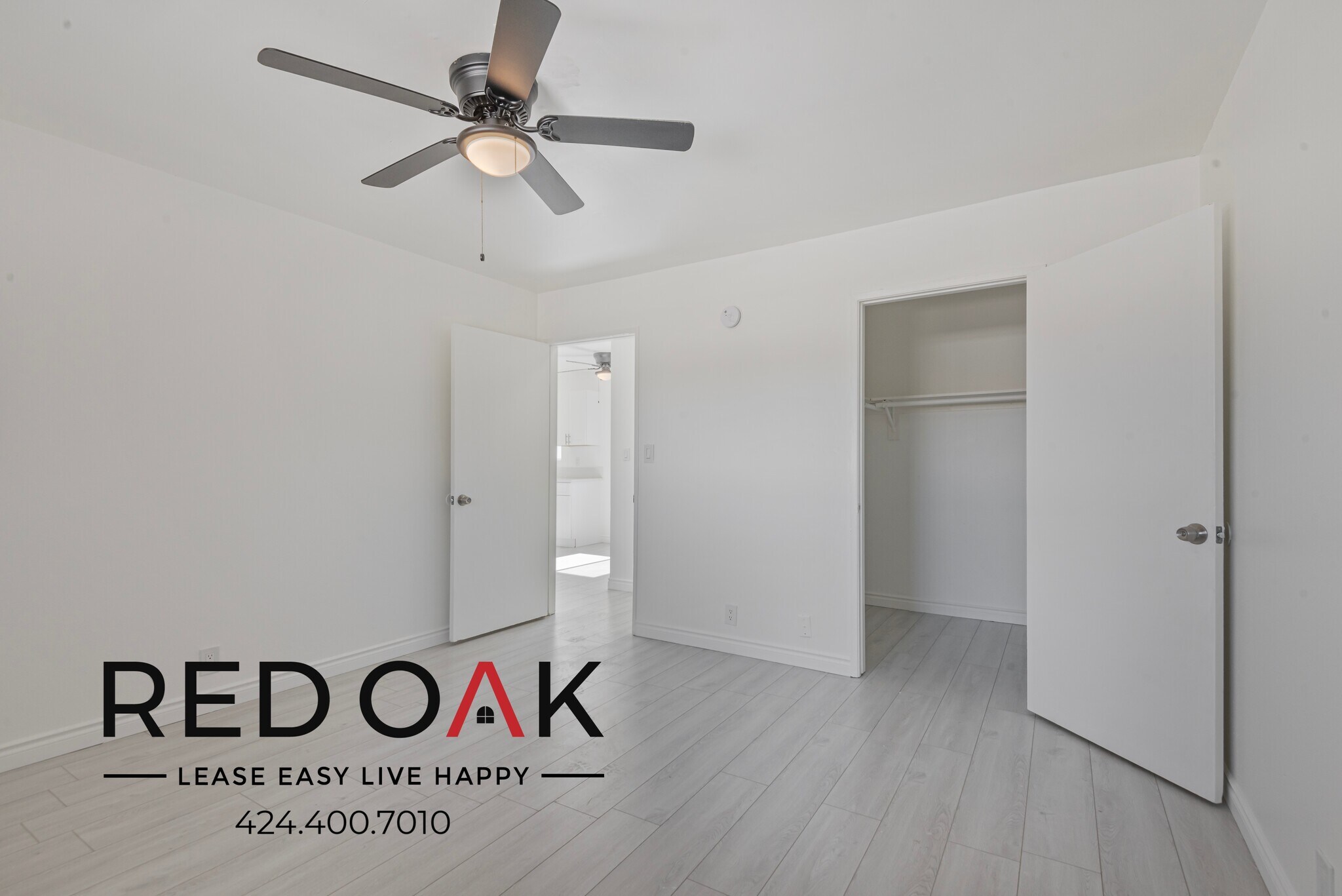 Building Photo - 7915 Vineland Ave