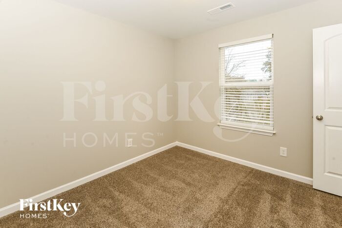 Building Photo - 5727 Natick Dr