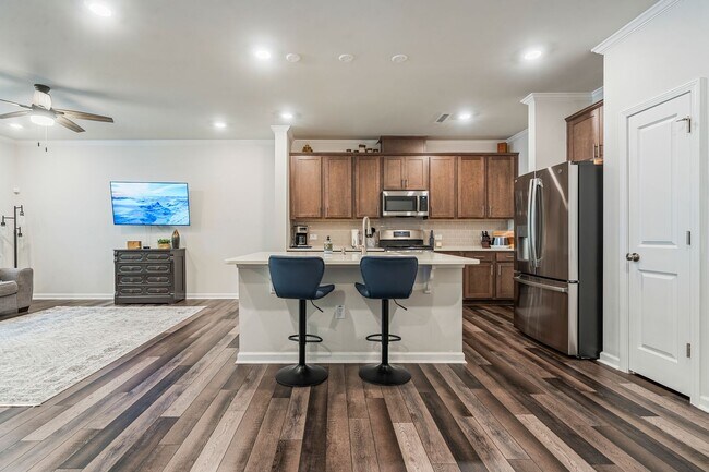Building Photo - Pittsboro Chatham Park - Mid or Long term rental (60 day minimum) Furnished optional