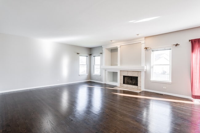 Building Photo - 954 Campbell Dr