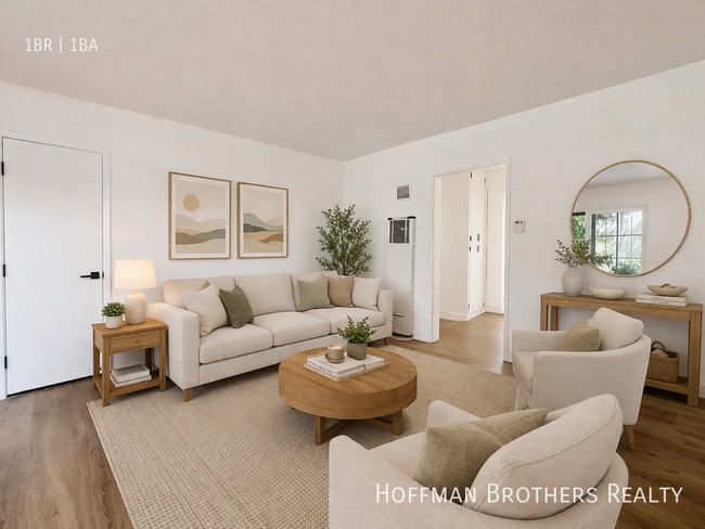 Building Photo - 1819 S Oxford Ave