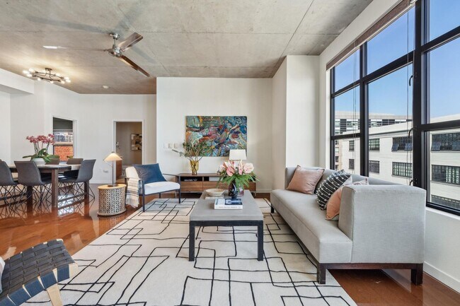 Building Photo - Refined Urban Condominium at Jack London S...