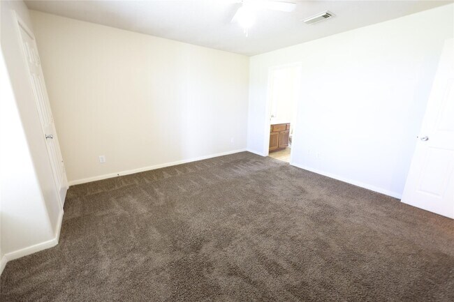 Building Photo - 934 Seabourne Meadow Dr