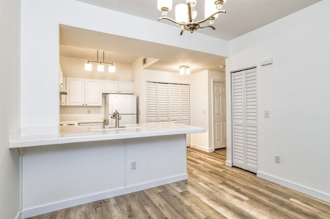 Building Photo - 35109 Harbour Vista Cir