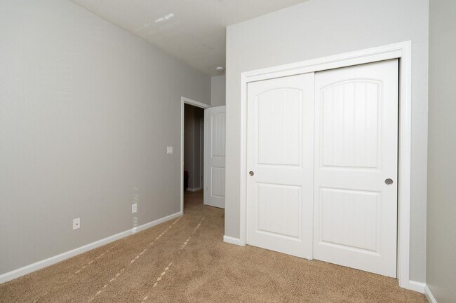 Building Photo - Harlan Ranch Home with Yard for Lease