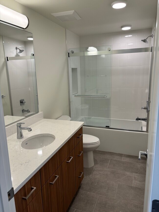 Building Photo - 156 Alpine Ln