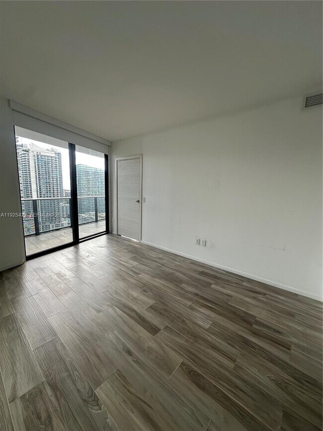 Building Photo - 801 S Miami Ave