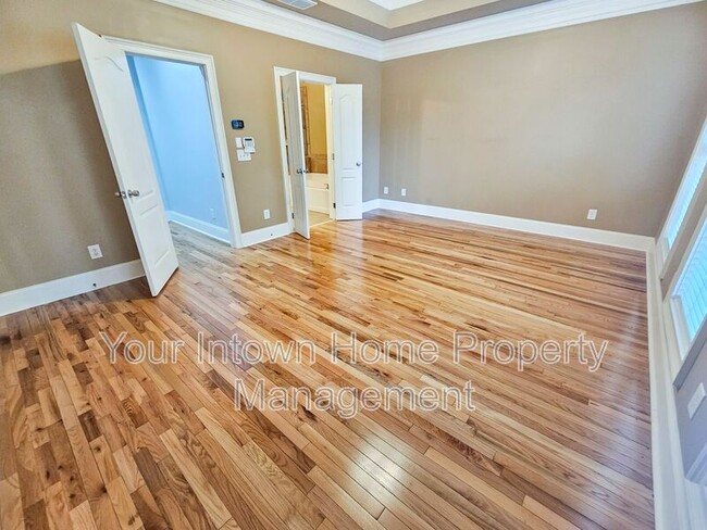 Building Photo - 2380 Crescent Park Ct