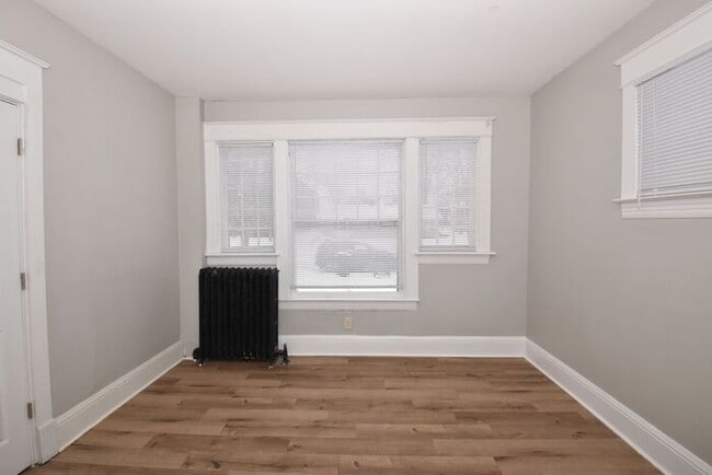Building Photo - Price Reduced! 4 bedroom 2 story Single Family Home